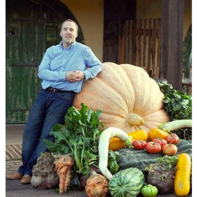 How to grow giant vegetables at home with Kevin Fortey (Giant Veg UK)
